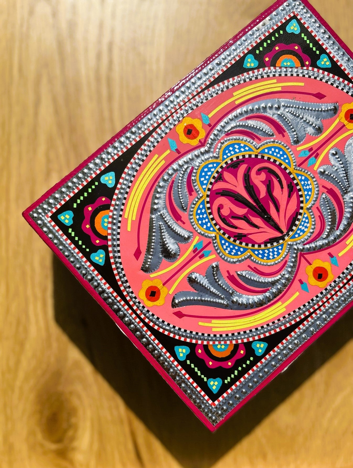 Handmade Chamakpatti Jewelry Box (Pink) - Truck'r