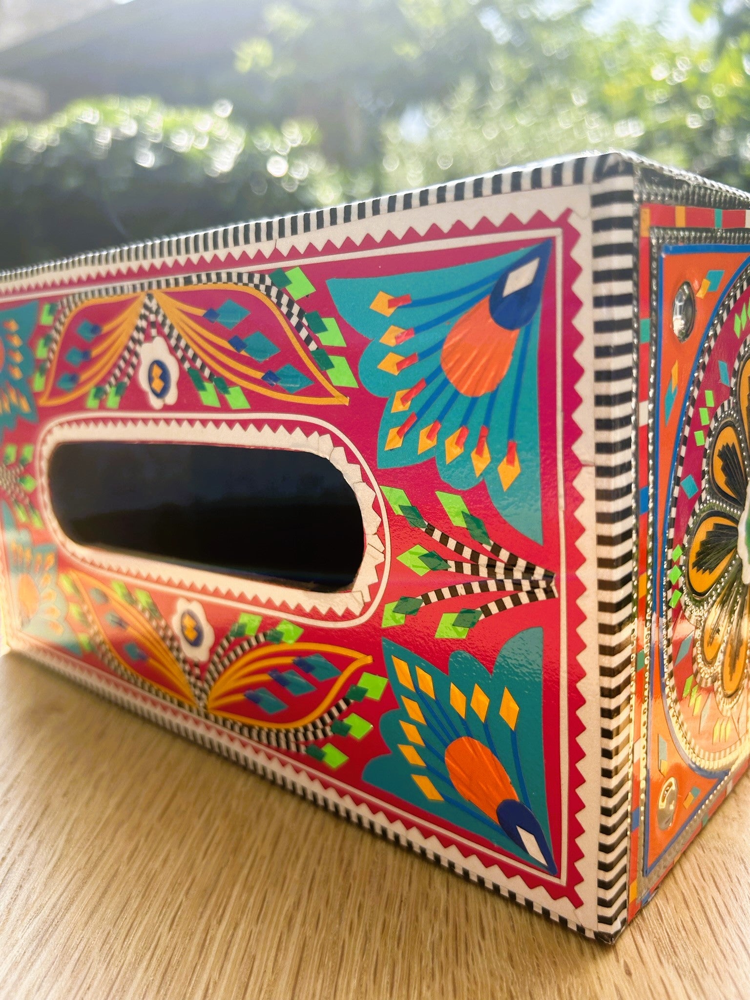 Chamakpatti Tissue Box Cover - Truck'r