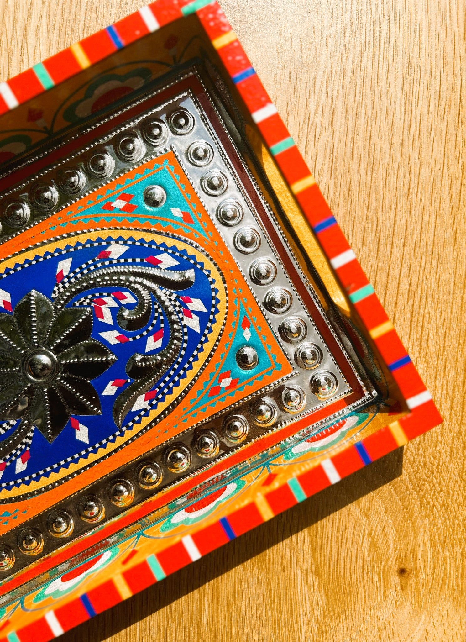 Small Chamakpatti Tray - Truck'r